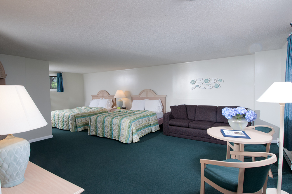 Wellfleet Motel Family Room