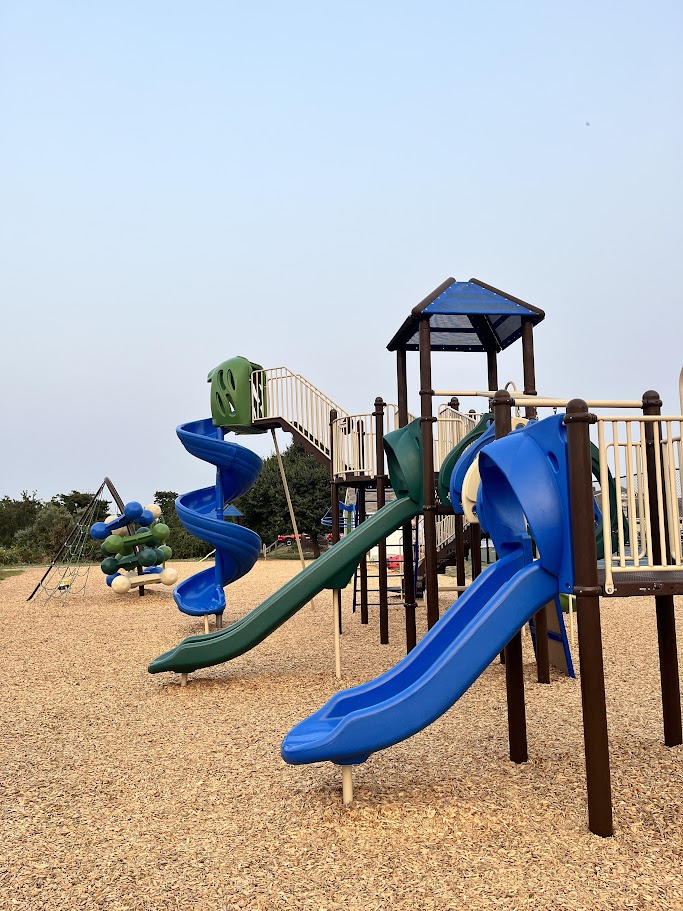 wellfleet-playground-cape-cod-swings